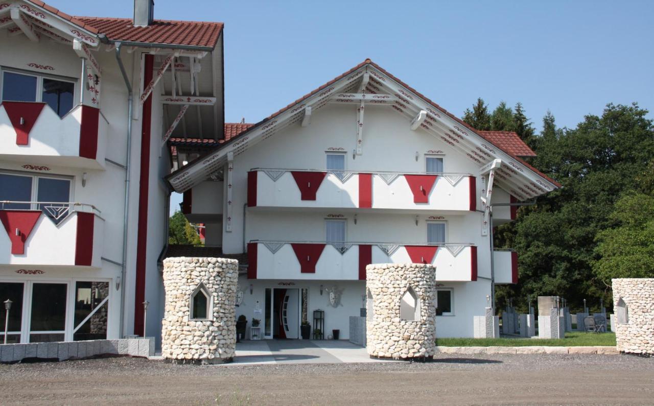 Zum Kreuzritter Wuestenrot Exterior foto