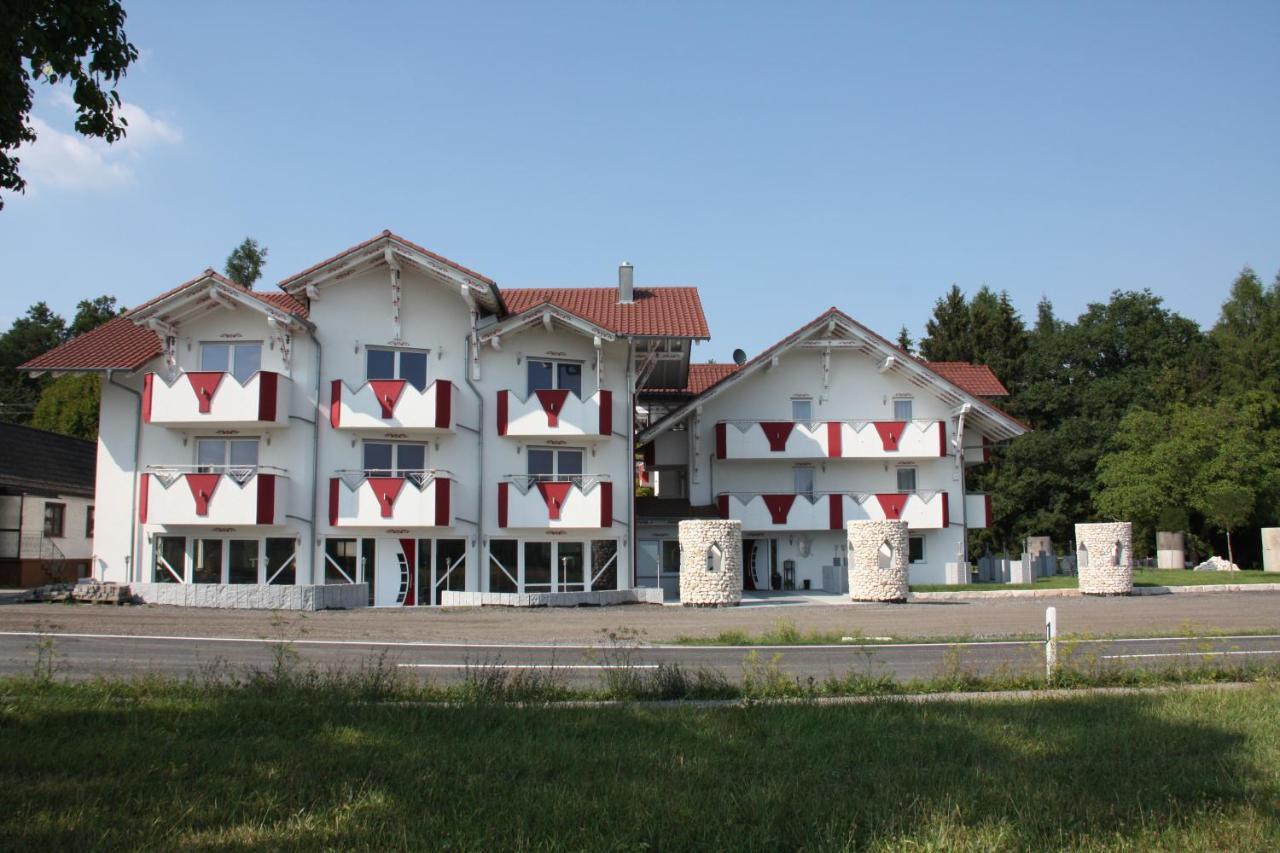 Zum Kreuzritter Wuestenrot Exterior foto
